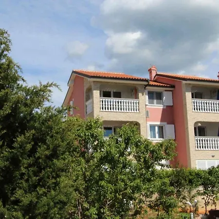 Apartment In Malinska/insel Krk 13149