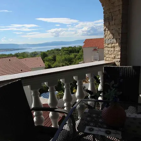 Apartment In Malinska/insel Krk 13149