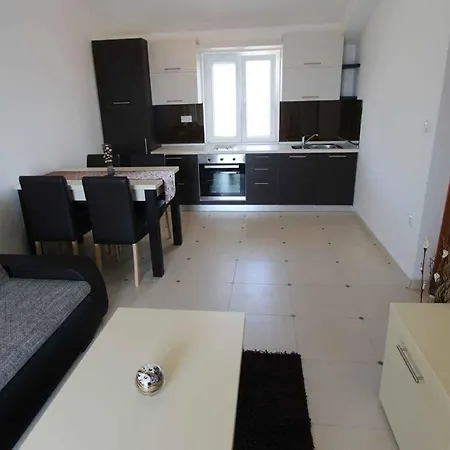 Apartment In Malinska/insel Krk 13149